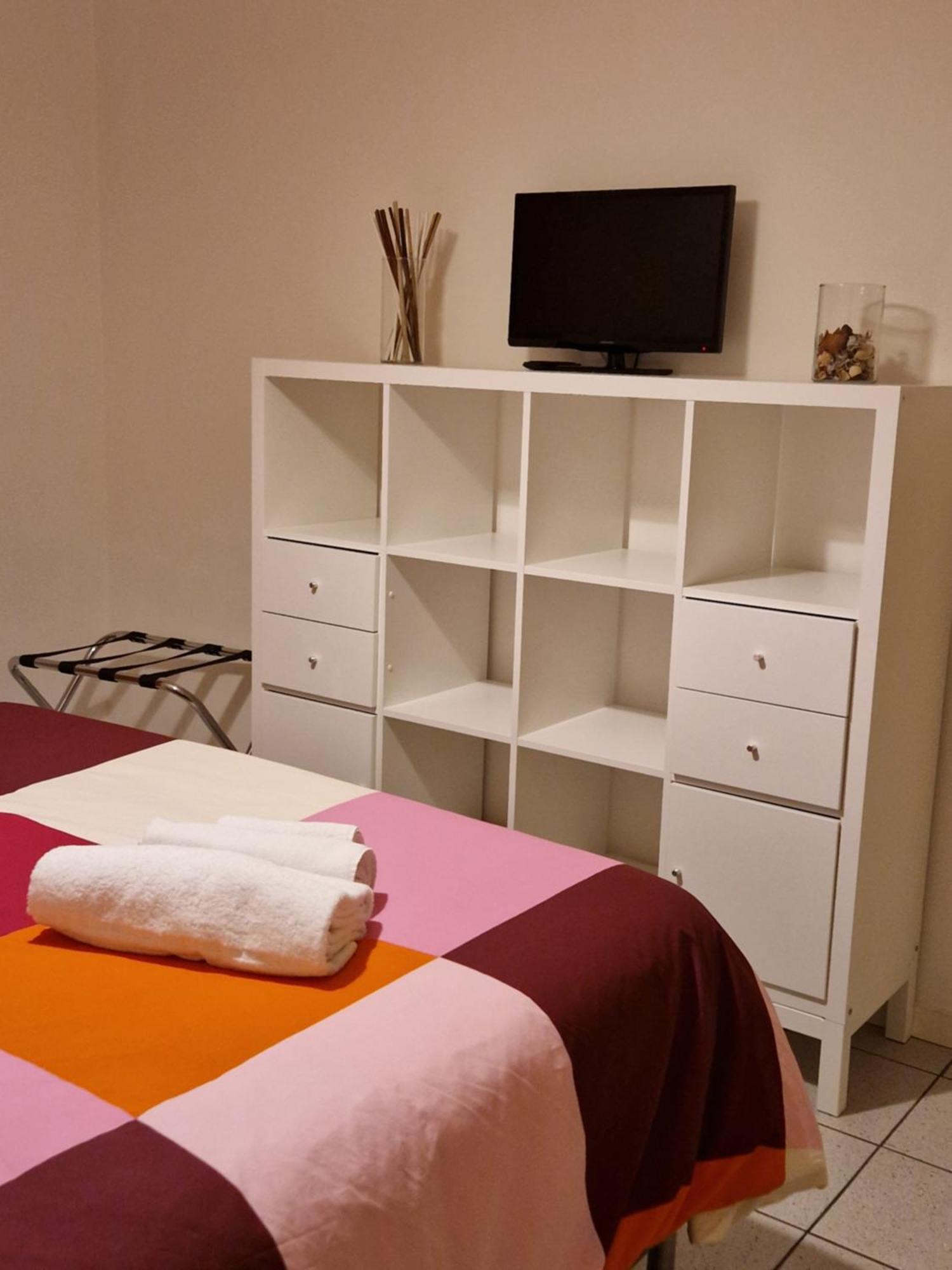 Casa Bebe - Adiacenze Policlinico E Universita' Modena Bagian luar foto